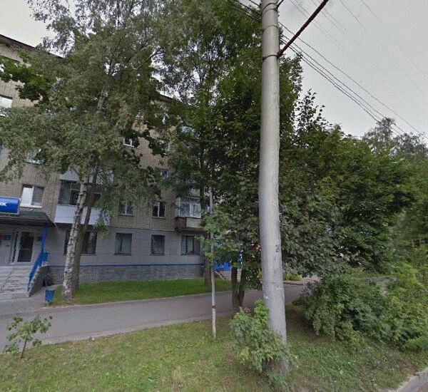 Отделение Сбербанка России по адресу Рыленкова улица 13